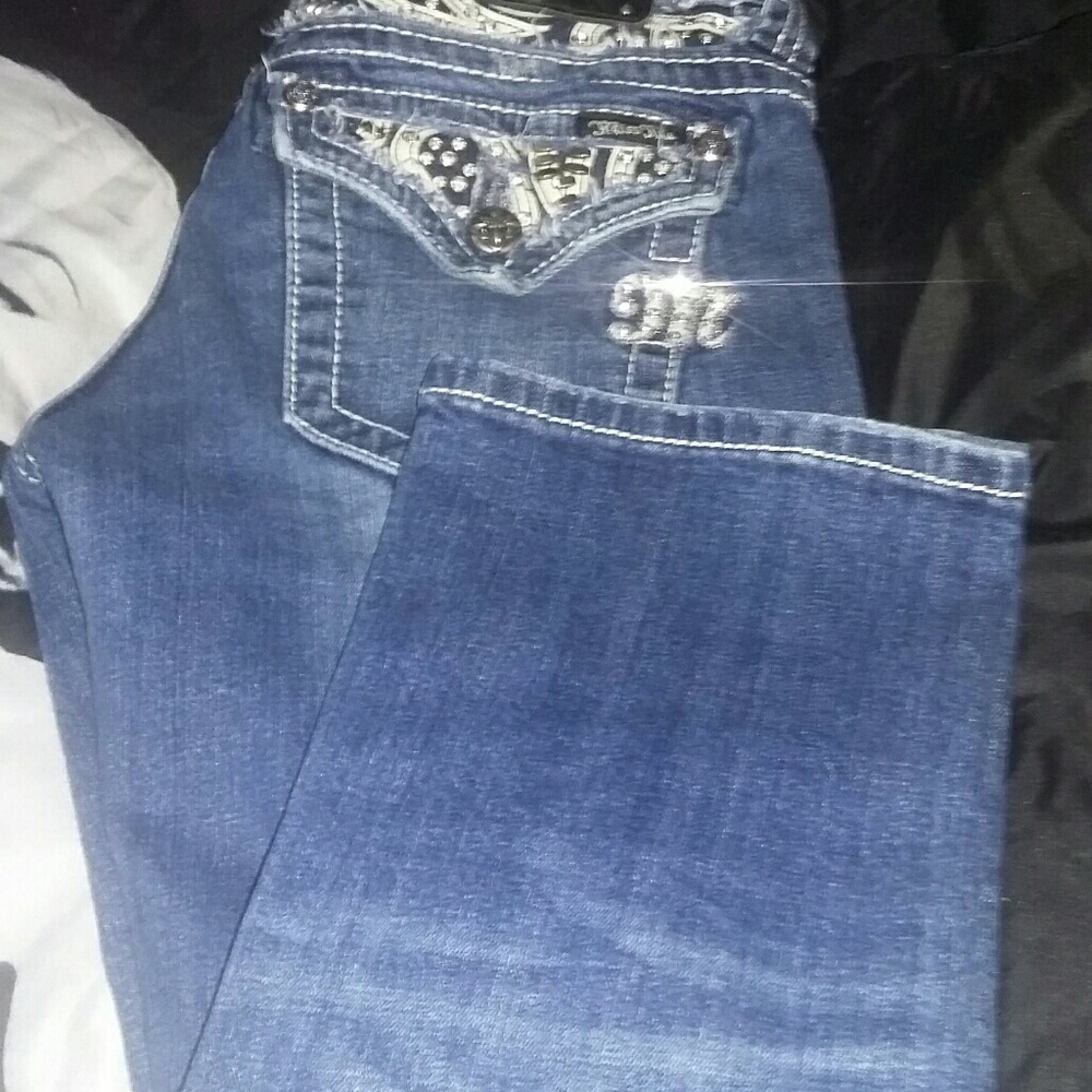 Miss Me Capris